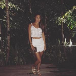 Meet your Posher, Nicole